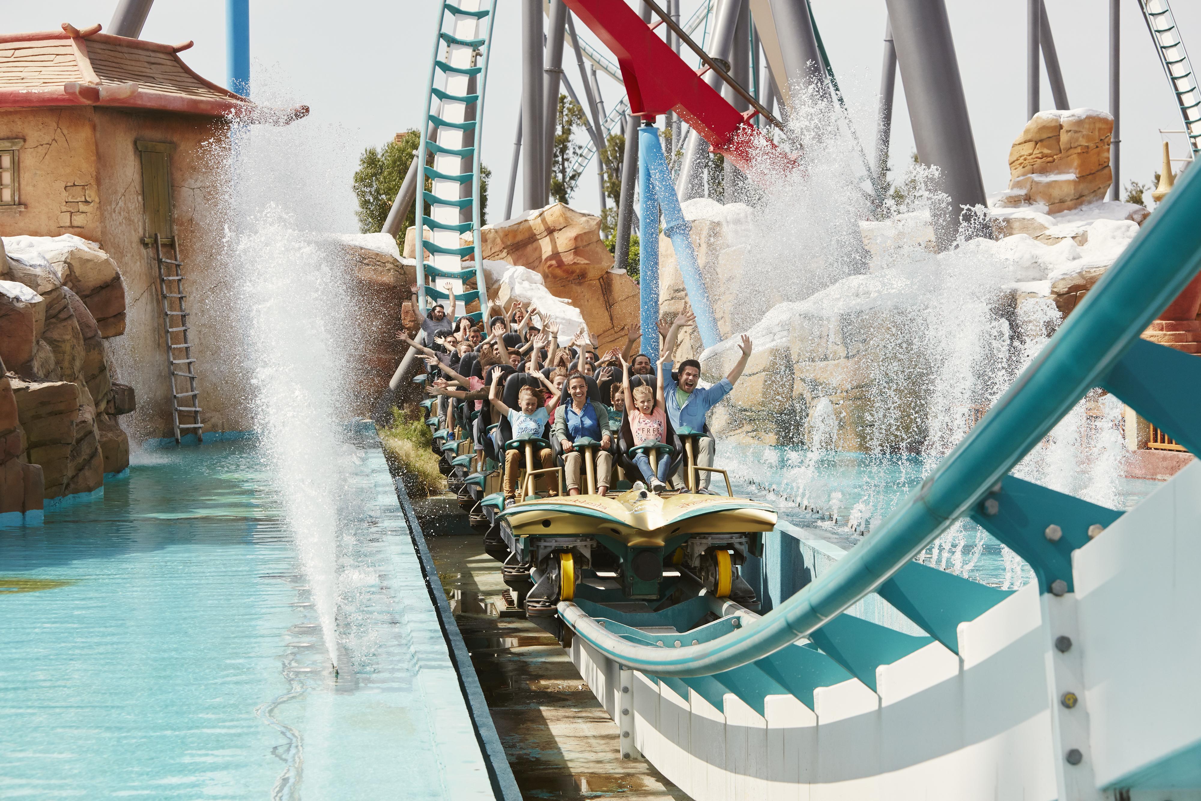Portaventura Hotel Lucy'S Mansion - Includes Unlimited Access & Express Wristband To Portaventura Park & Ferrari Land 萨洛 外观 照片