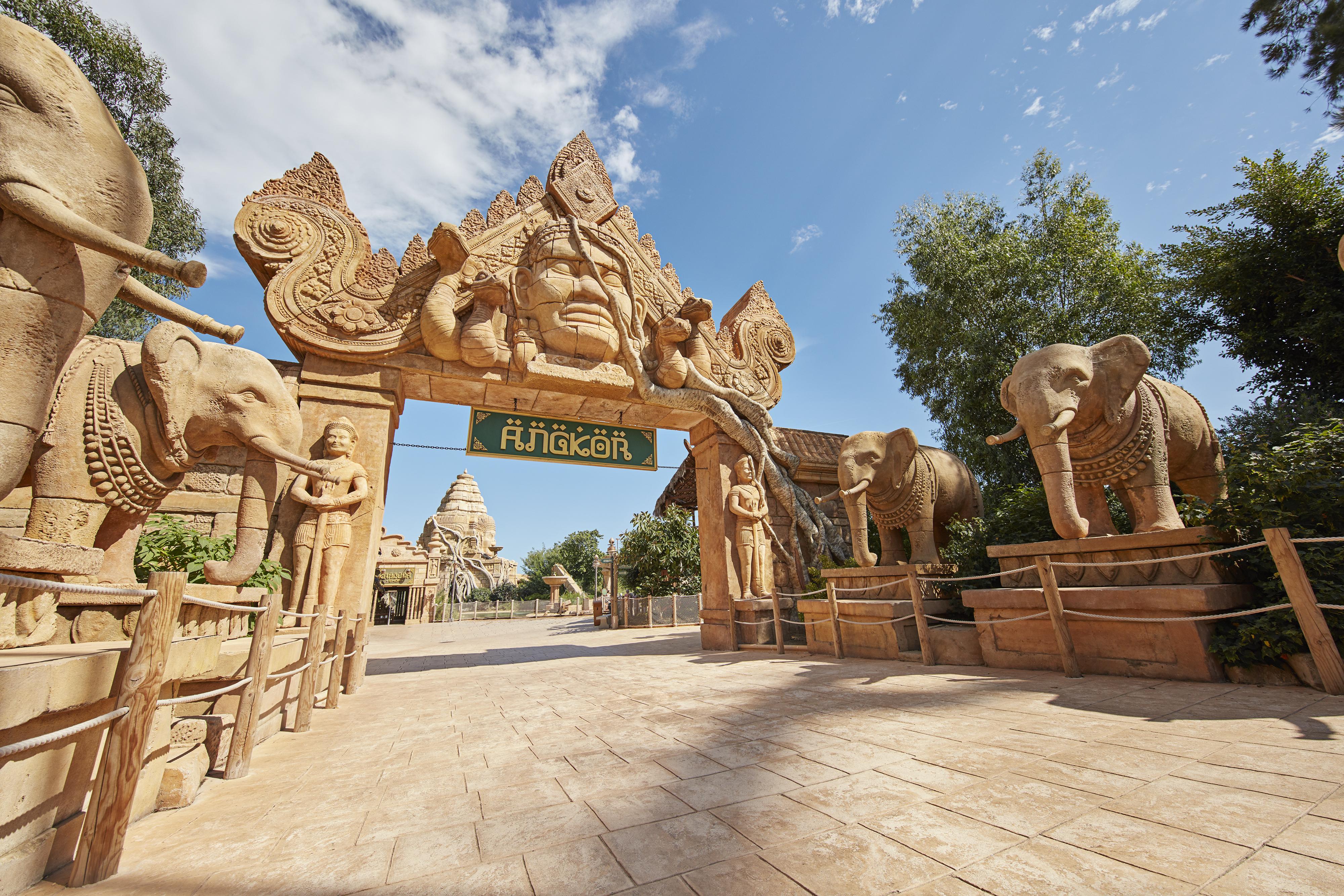 Portaventura Hotel Lucy'S Mansion - Includes Unlimited Access & Express Wristband To Portaventura Park & Ferrari Land 萨洛 外观 照片